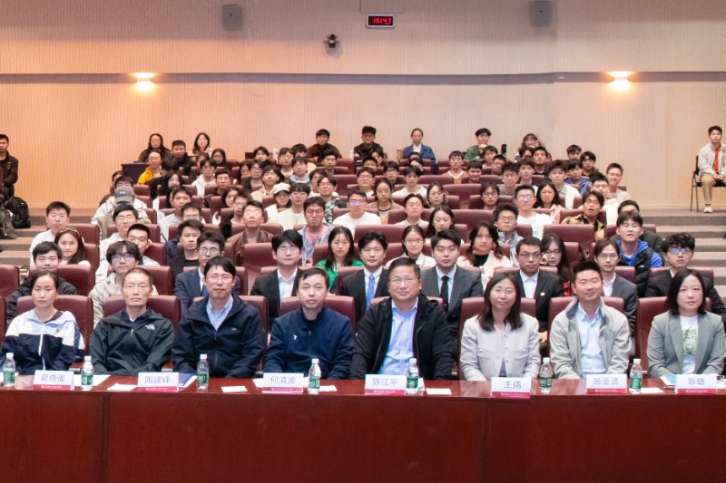 1763297258693796.jpg 图1 第十届350vip8888新葡的京集团研究生“学术之星”学院答辩会合影_resized.jpg